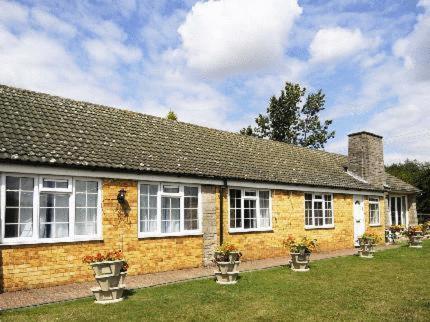 Stansted Inn Bishop's Stortford Extérieur photo